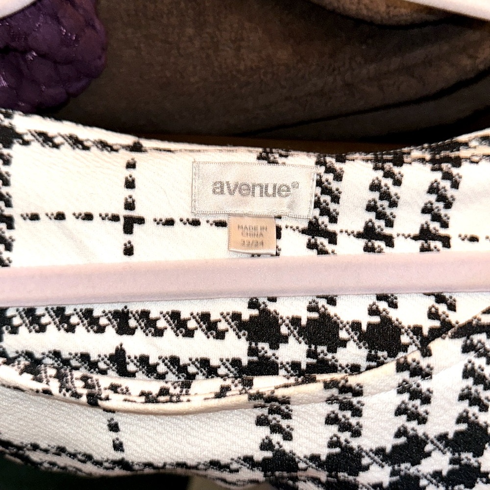 Plus size dress, 22/24, length 45